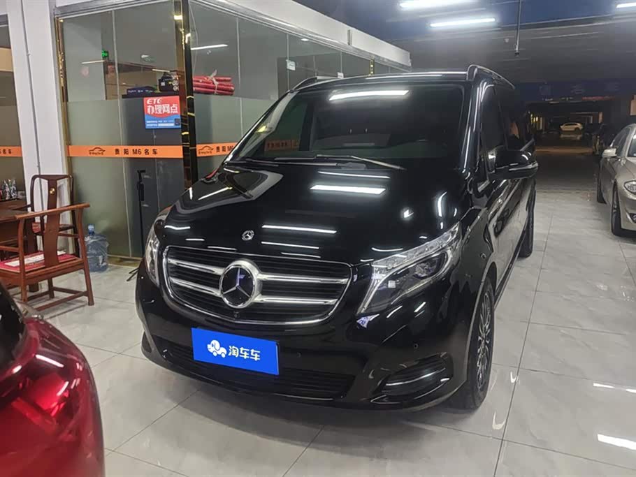 Mercedes-Benz V-class