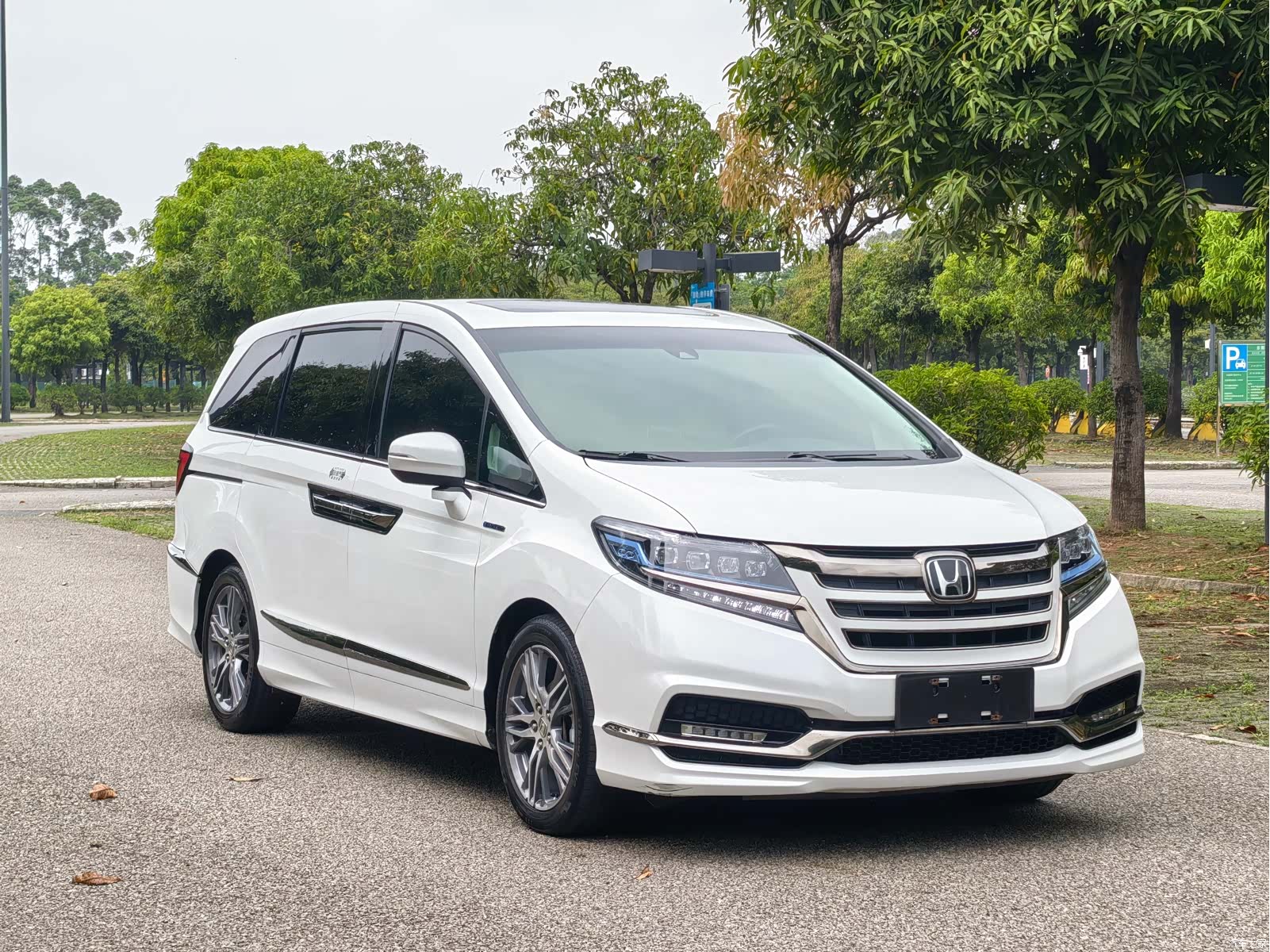 Honda Elysion, 2021 3