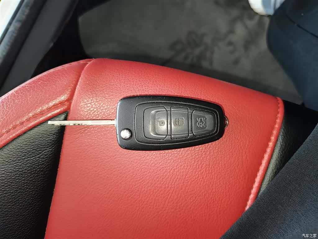 Ford Focus, 2018 9