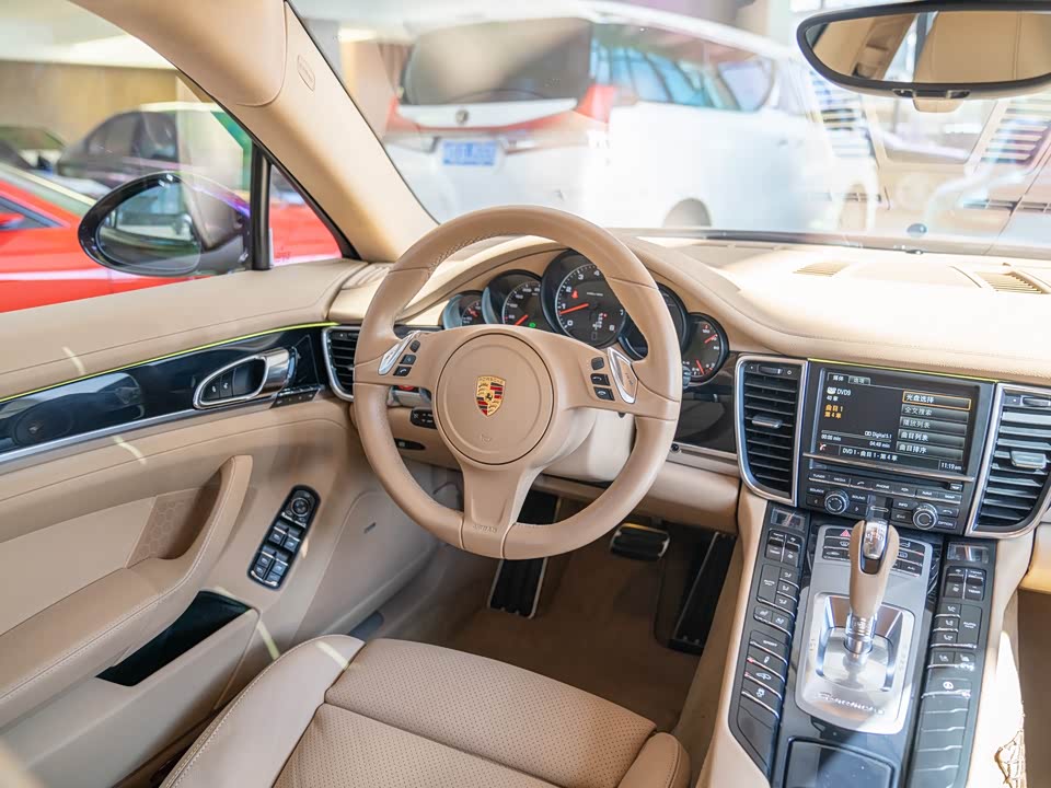 Porsche Panamera