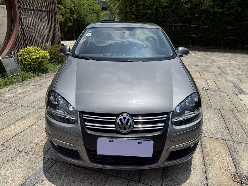 Volkswagen Sagitar