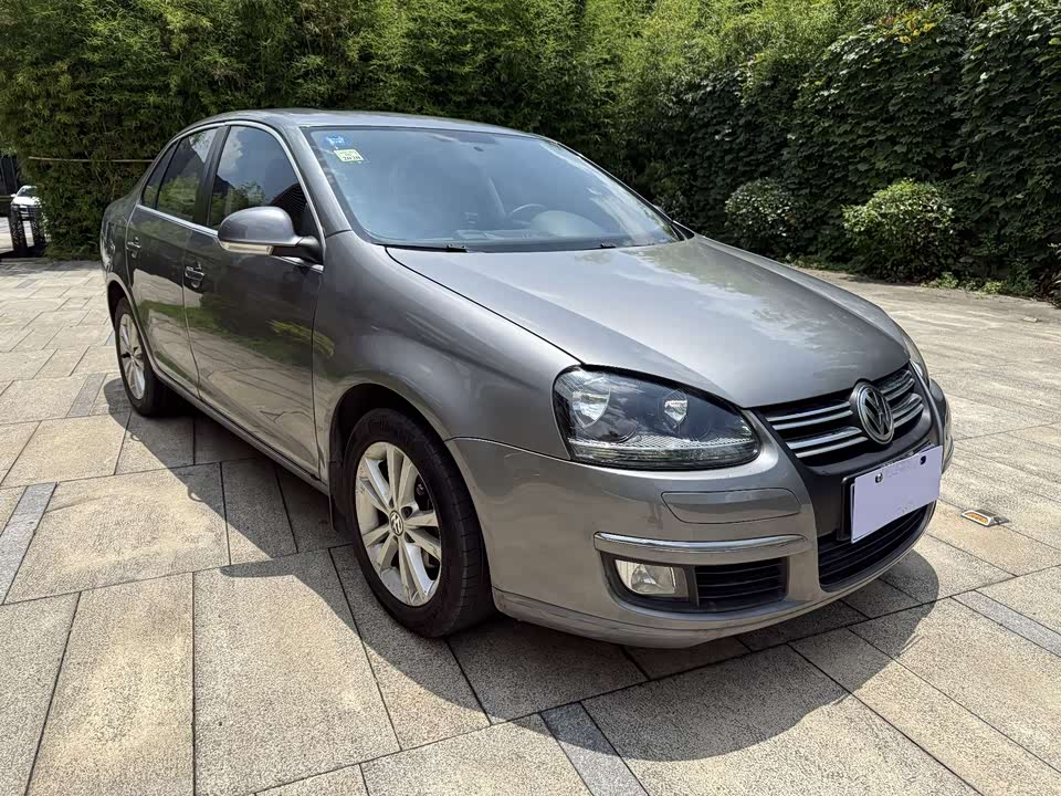 Volkswagen Sagitar
