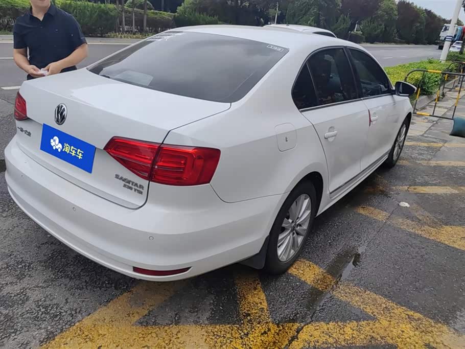 Volkswagen Sagitar