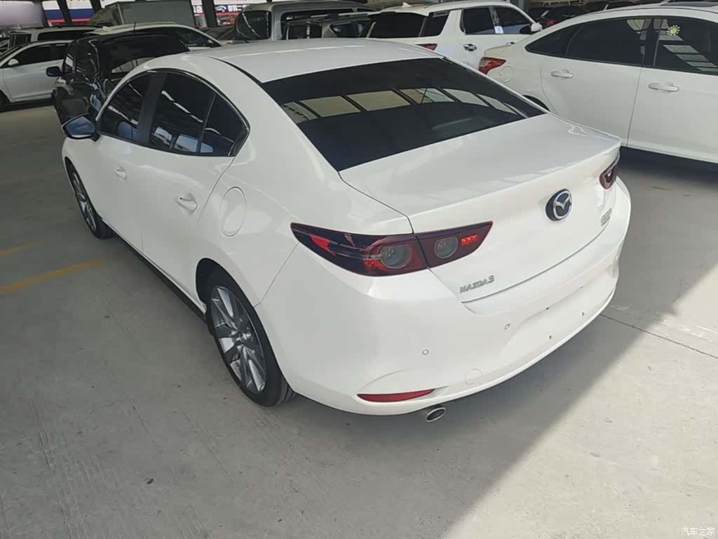 Mazda Mazda3, 2025 все фото