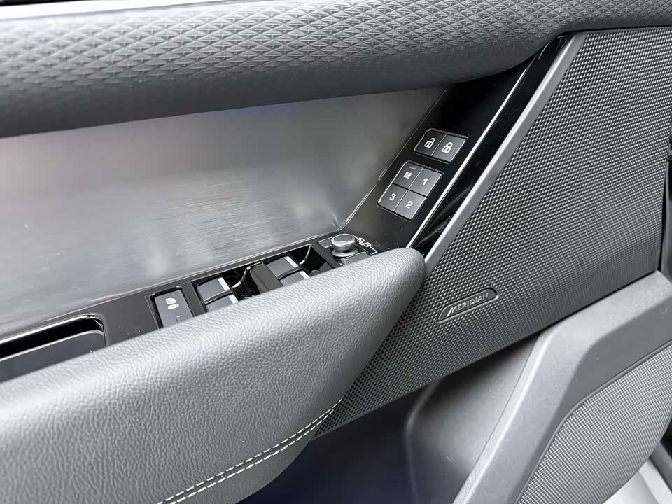 Land Rover Range Rover Star Pulse