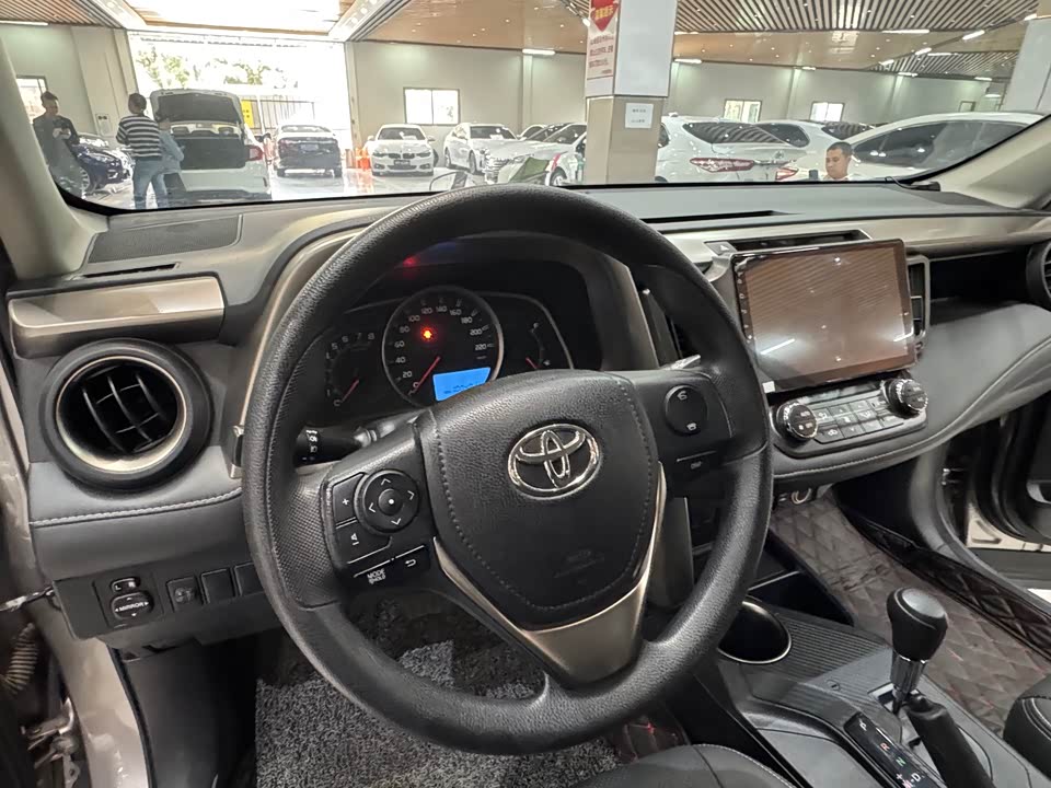 Toyota RAV4 Rongfang