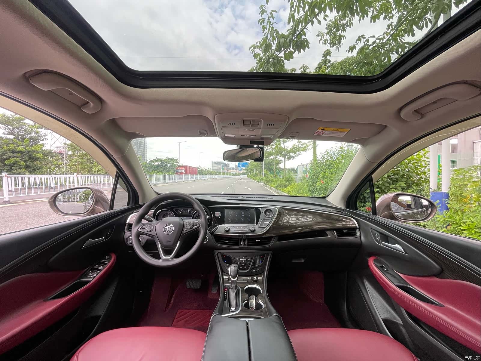 Buick Envision Plus, 2019 10