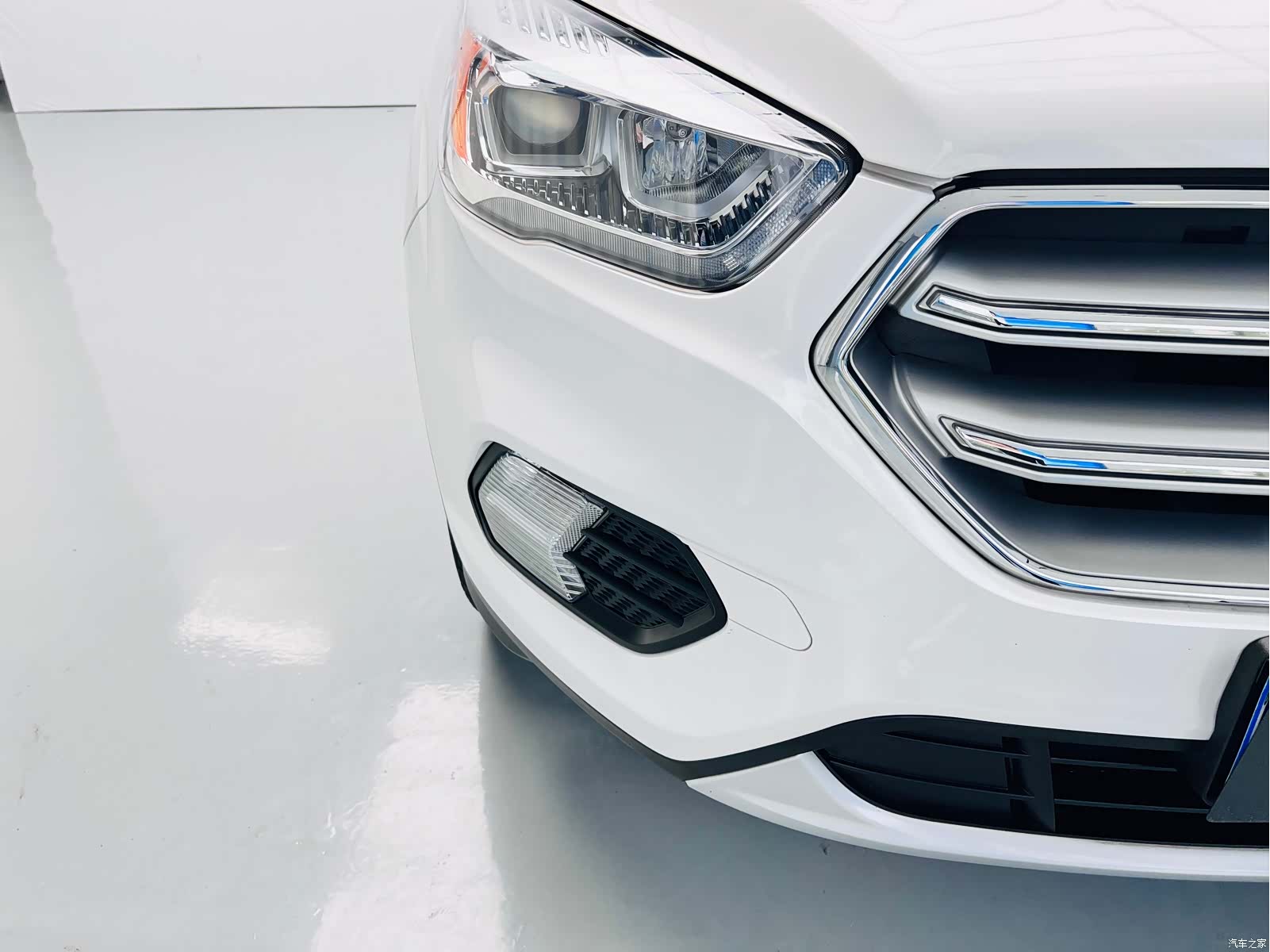 Ford Kuga, 2017 6