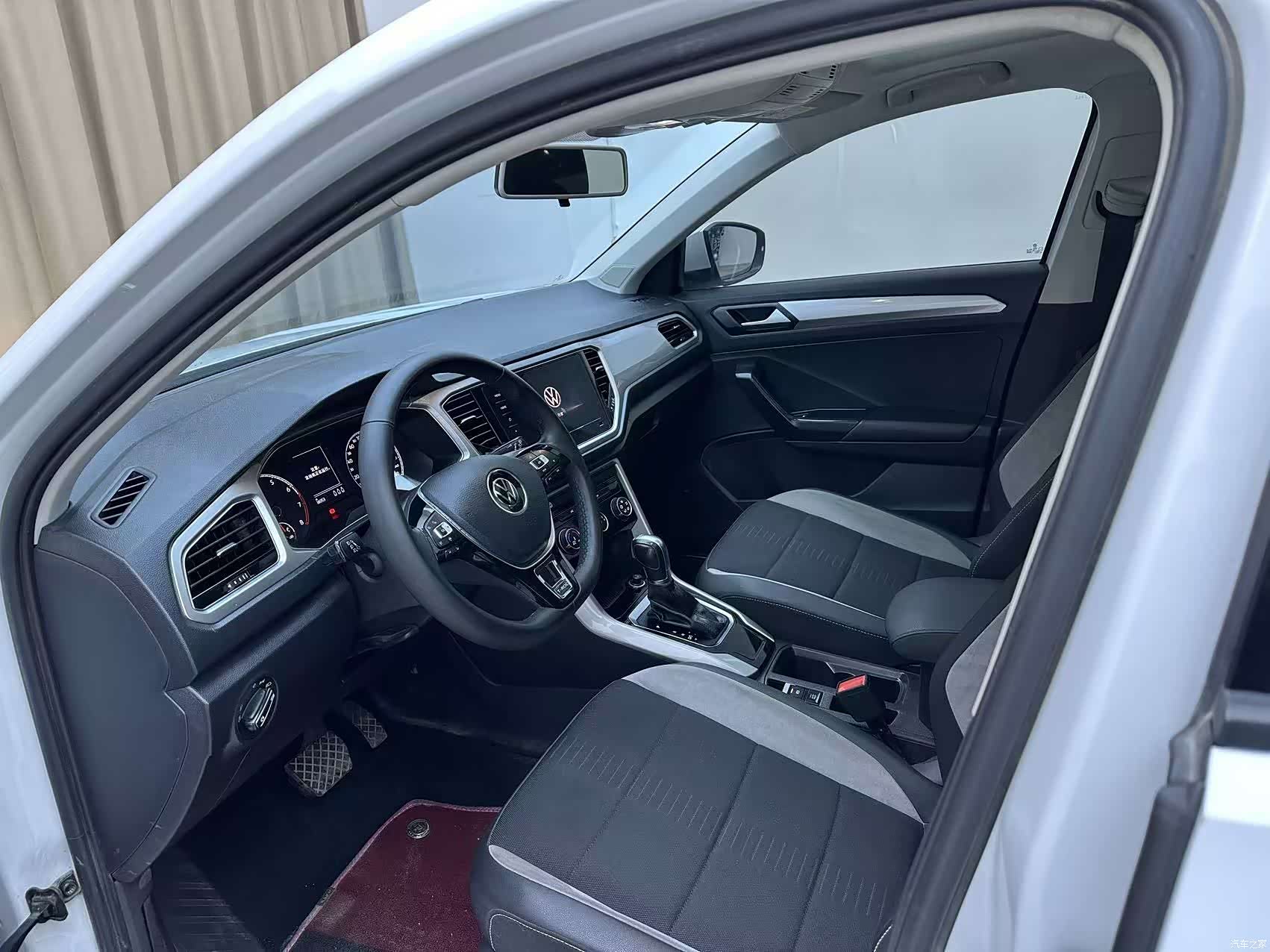 Volkswagen T-ROC, 2022 9