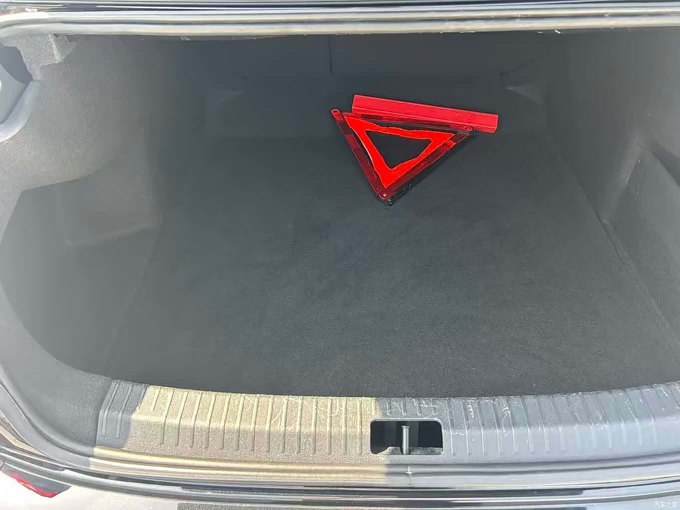 Volkswagen Passat, 2019 8