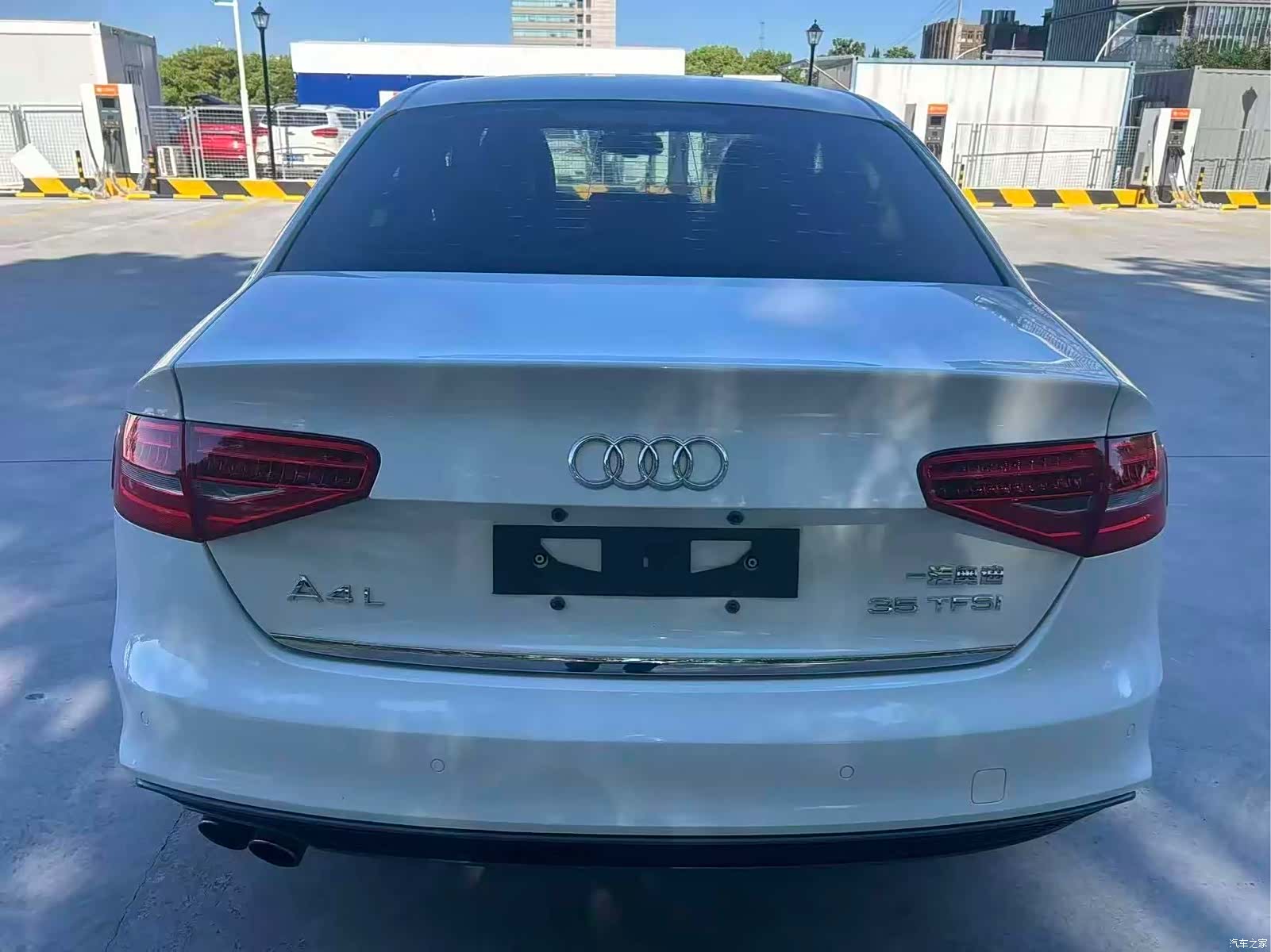 Audi A4L, 2016 все фото