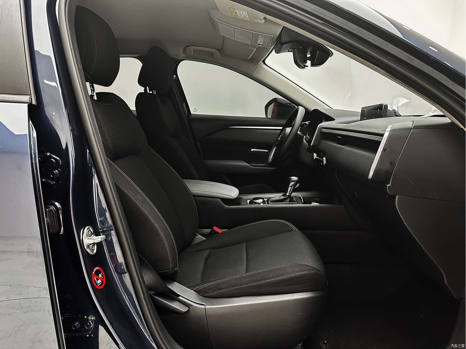 Mazda CX-50, 2023 15