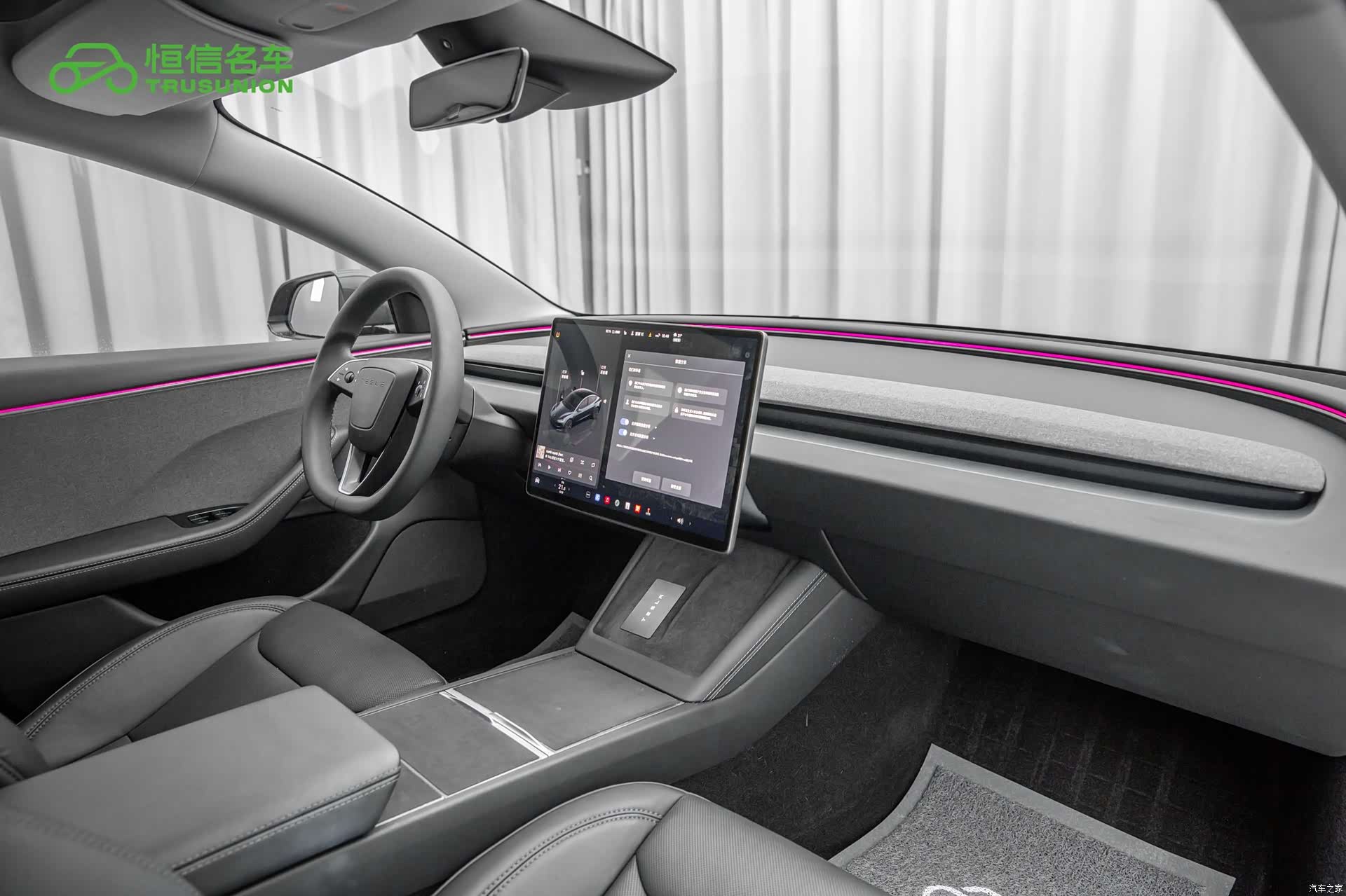 Tesla Model 3, 2025 15
