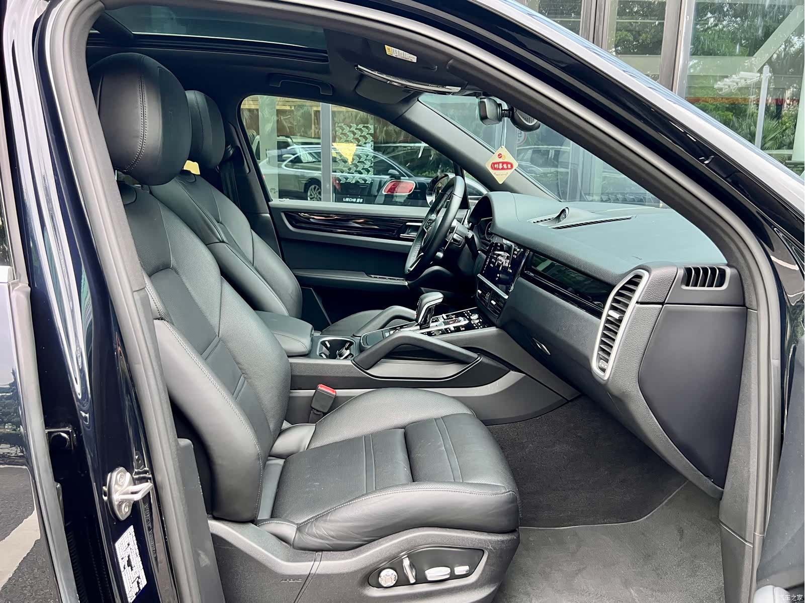 Porsche Cayenne, 2019 12