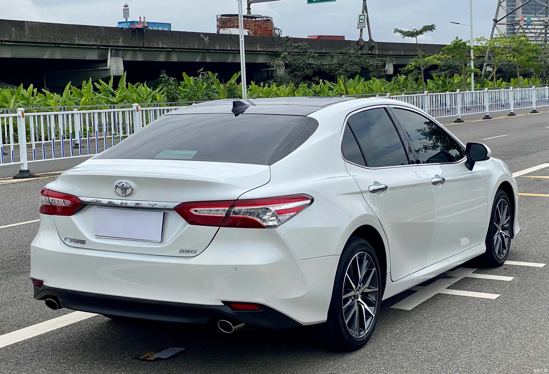 Toyota Camry, 2022 13