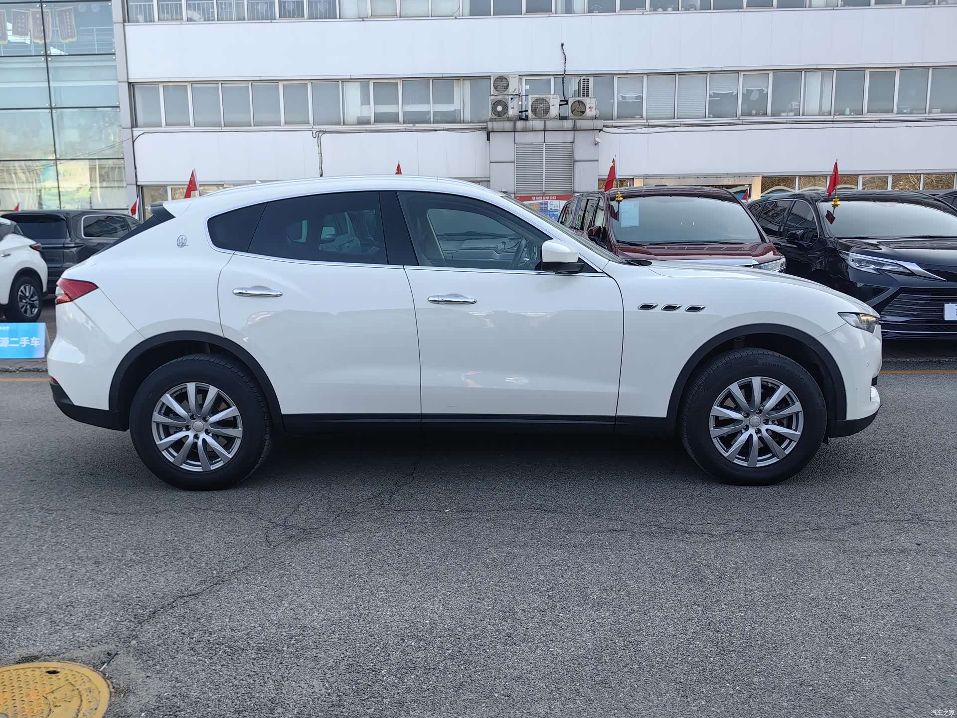 Maserati Levante, 2017 11