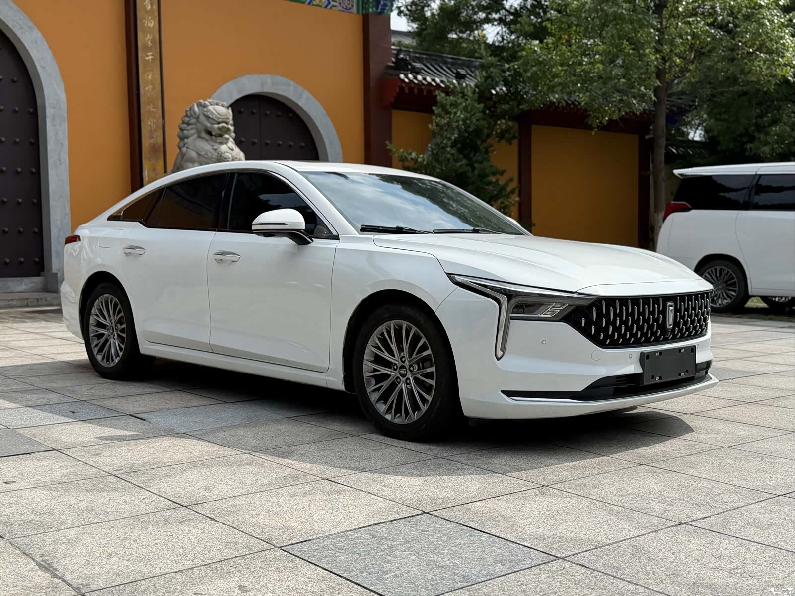 Bestune B70, 2023 3