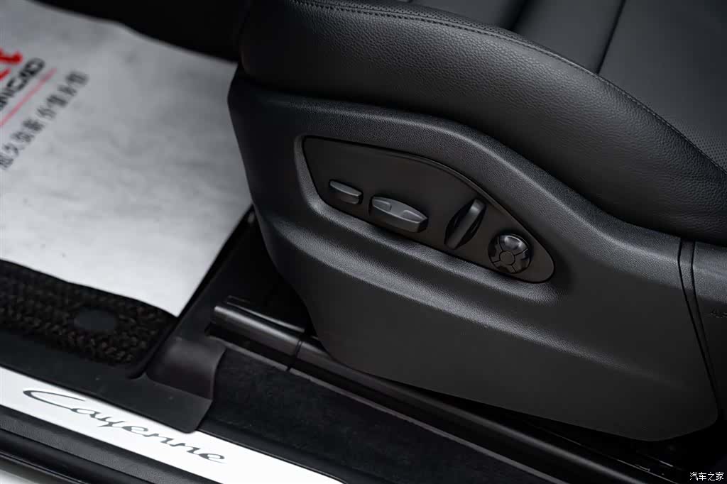 Porsche Cayenne, 2024 17