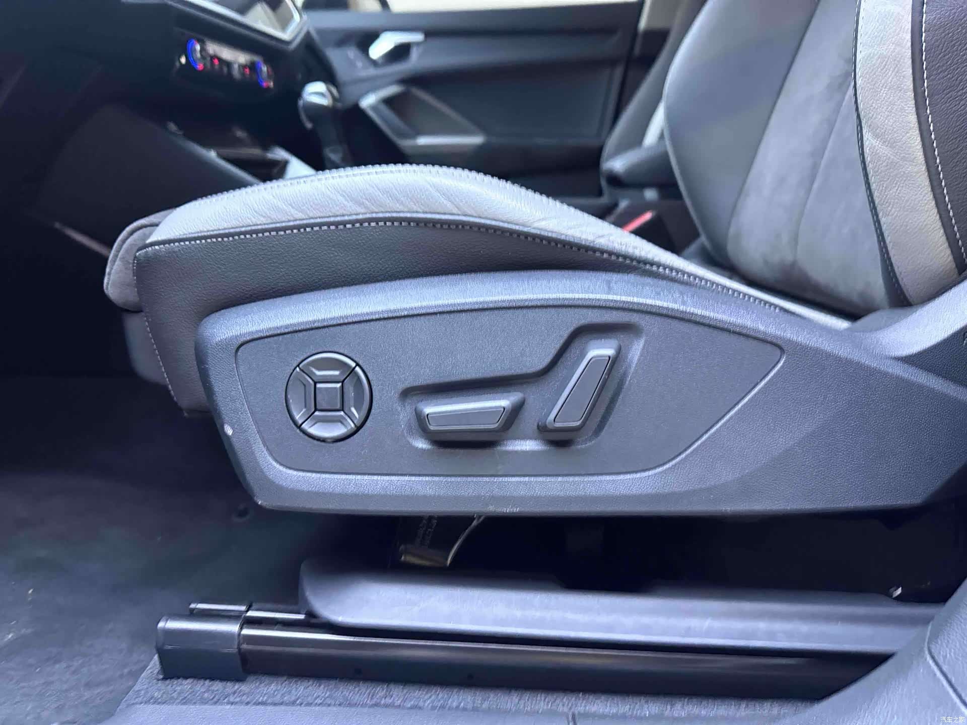 Audi Q3, 2022 18