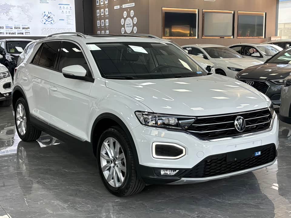 Volkswagen T-ROC exploring Songs