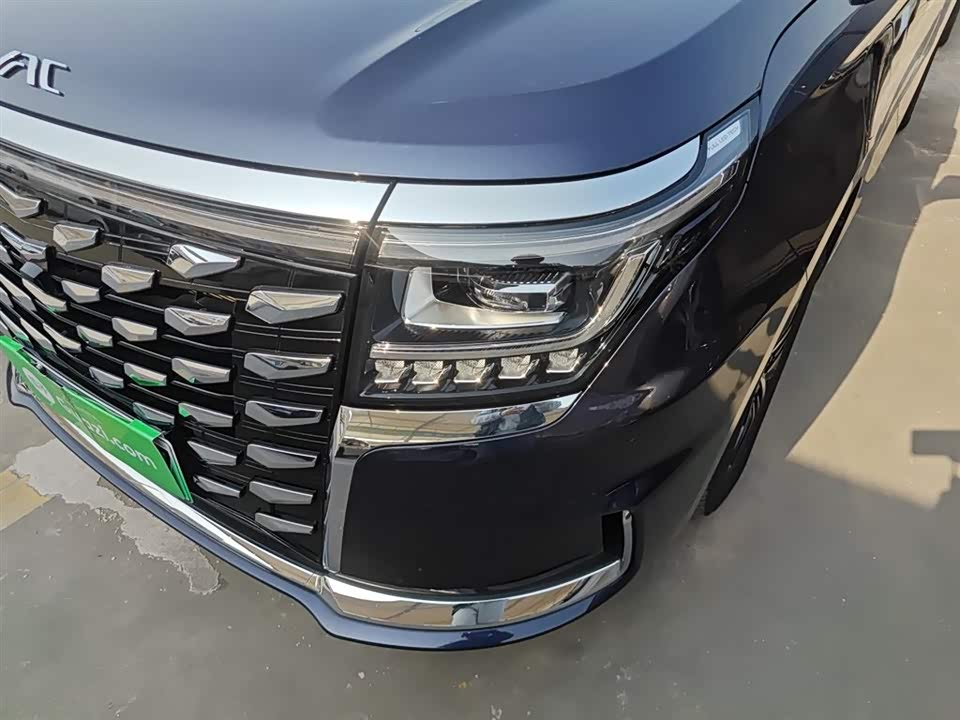 JAC Refine Ruifeng RF8 PHEV