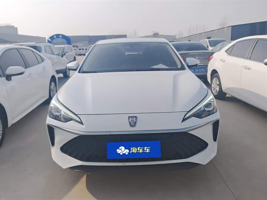 Roewe i5