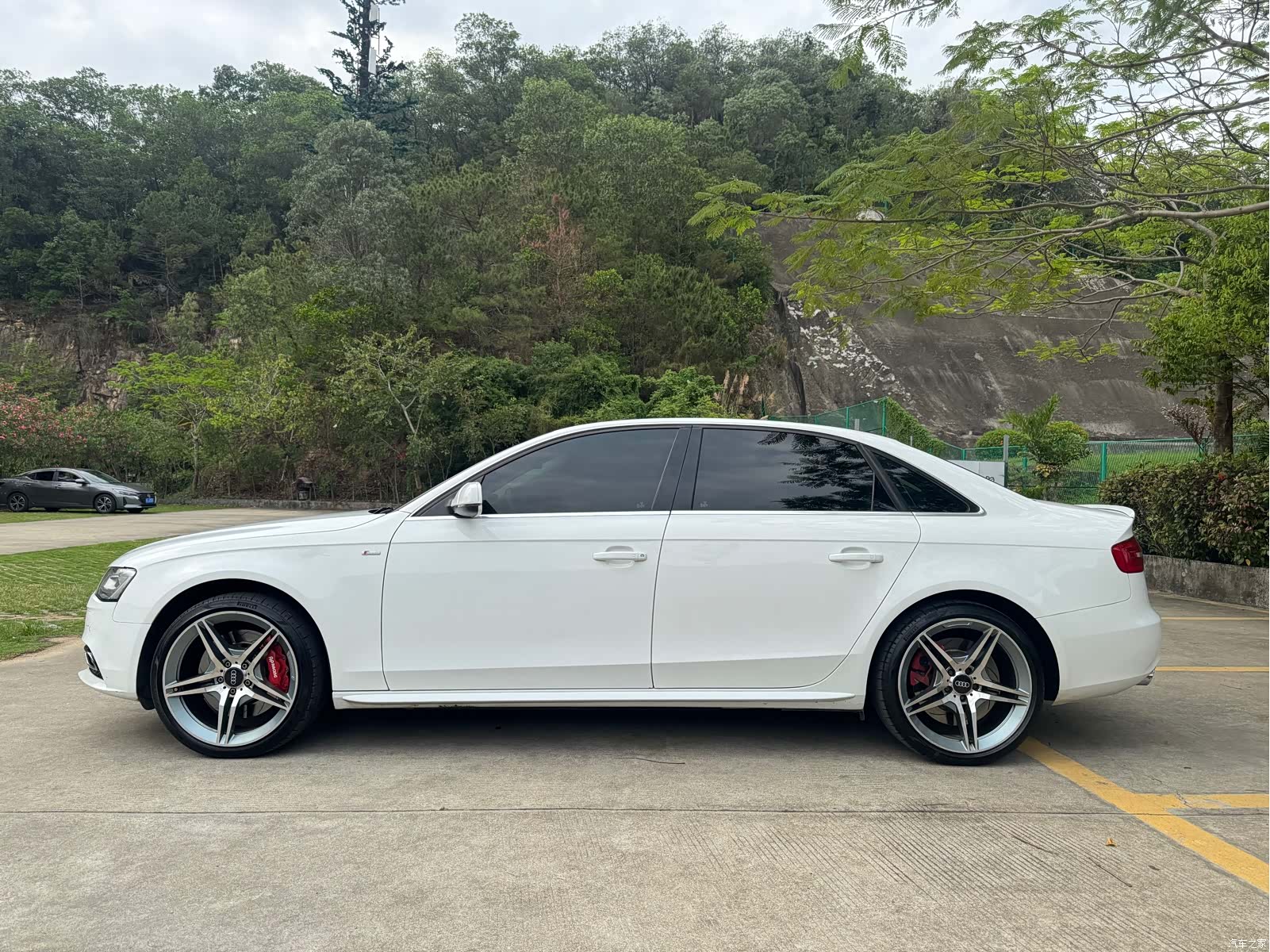 Audi A4L, 2015 4