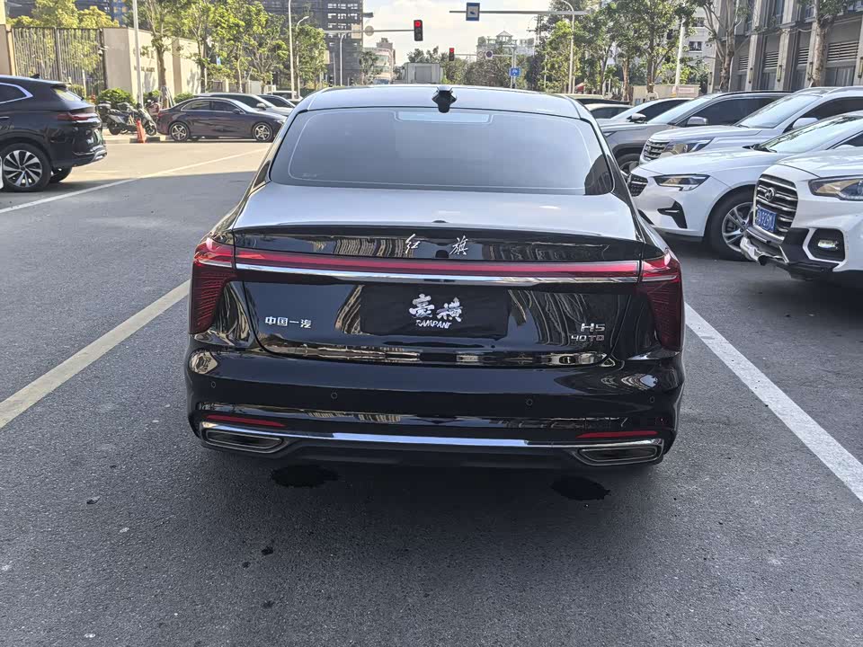 Hongqi H5