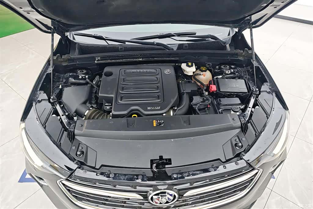 Buick Envision, 2022 10