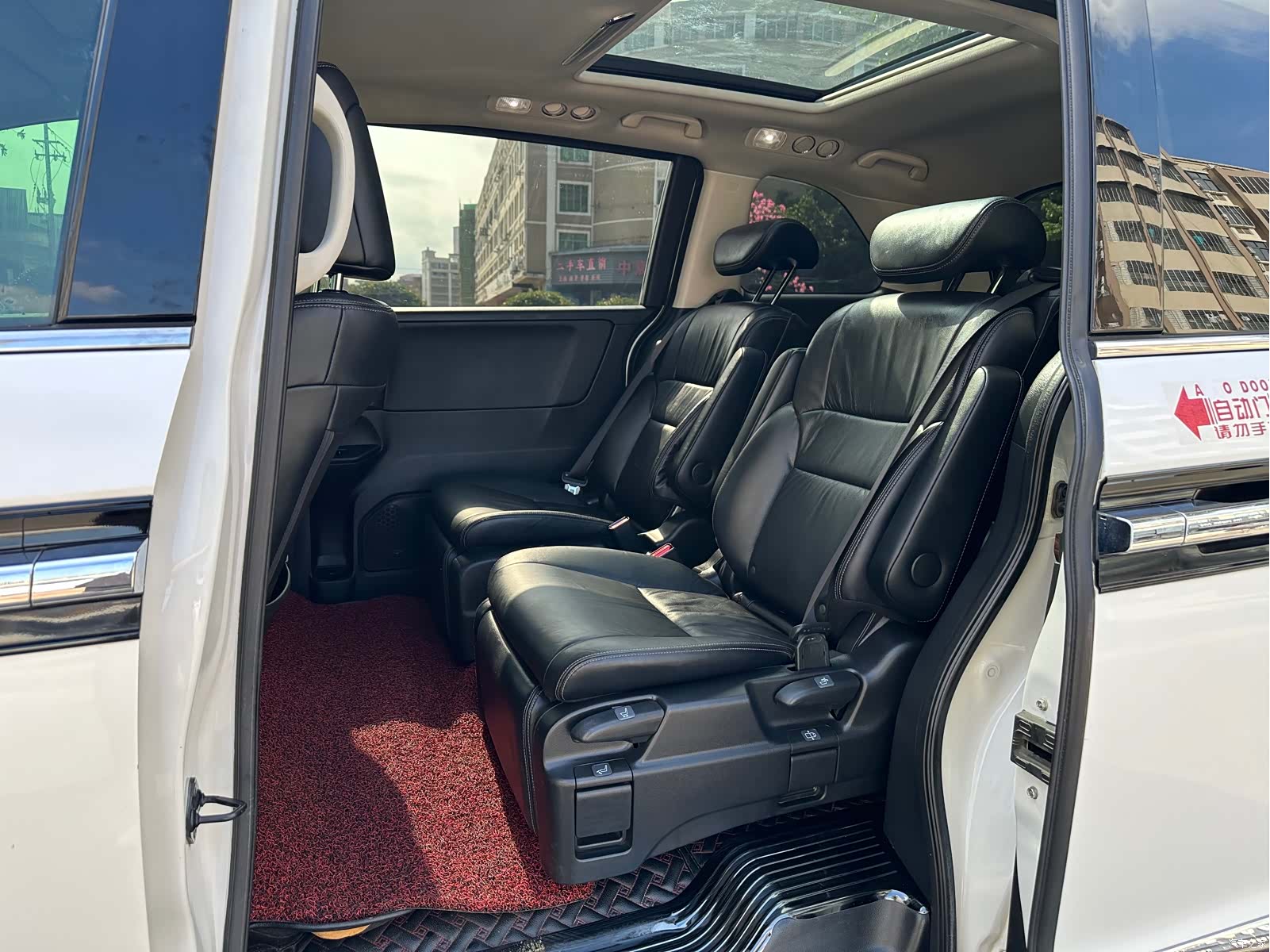 Honda Elysion, 2019 все фото