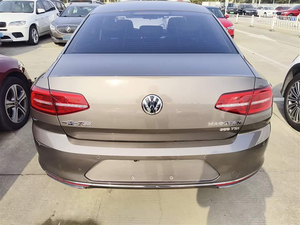 Volkswagen Magotan