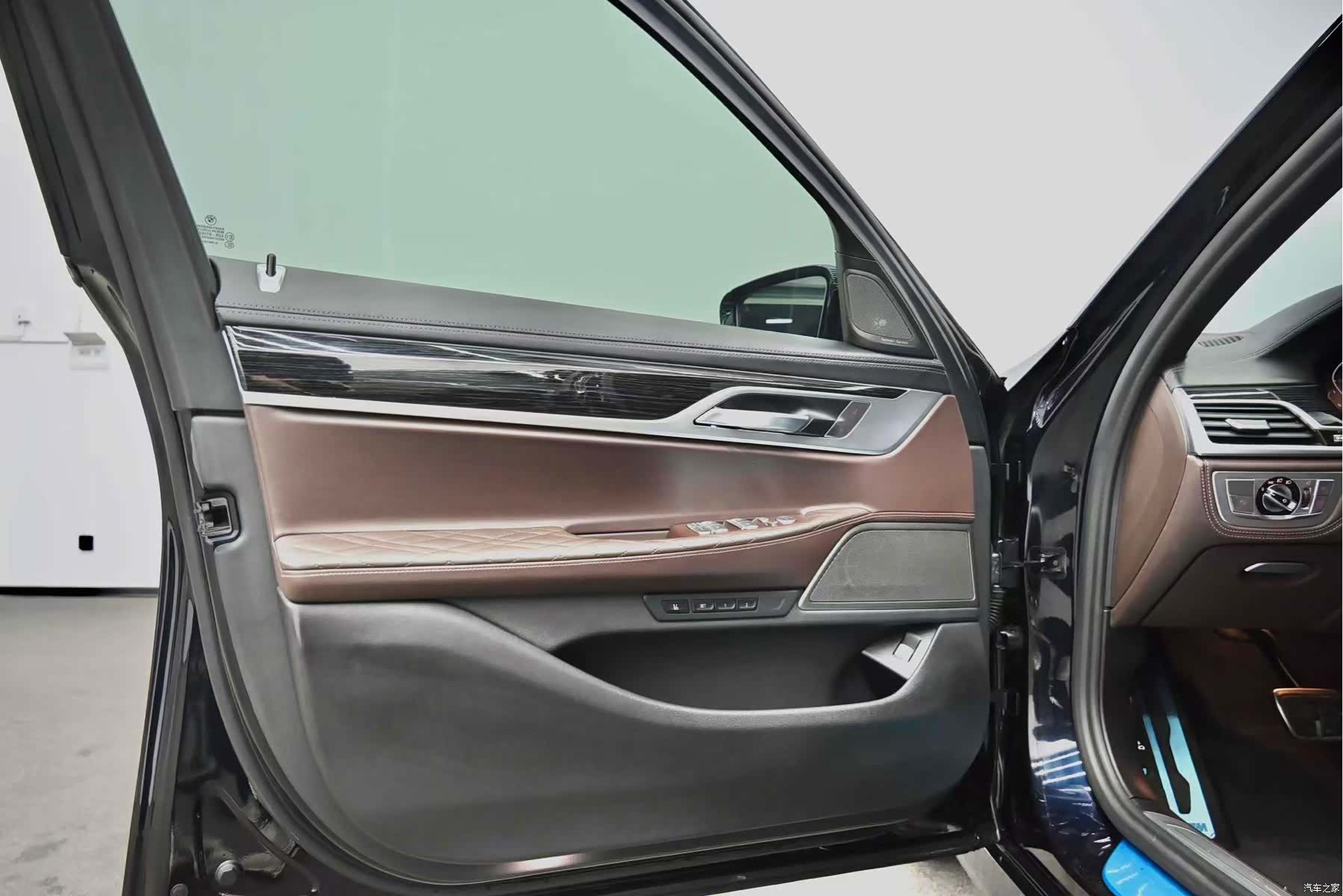 BMW 7 Series, 2019 21
