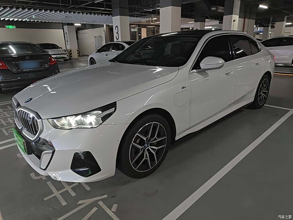 BMW i5, 2024 2