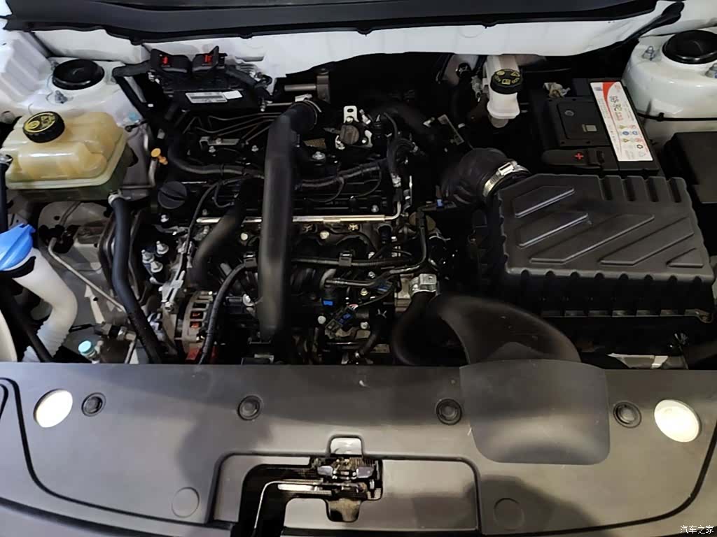 BAIC X3, 2021 20