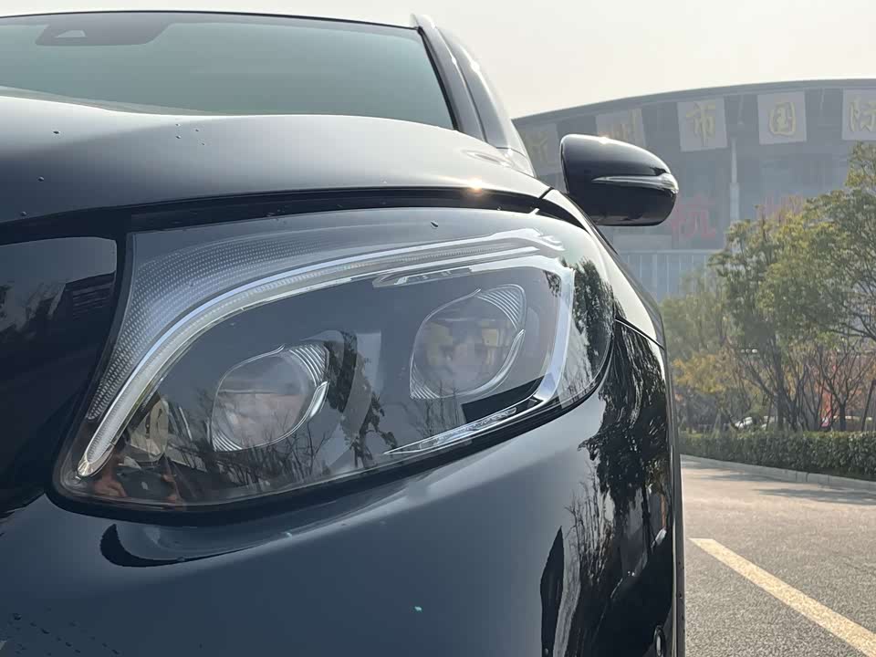 Mercedes-Benz GLC AMG