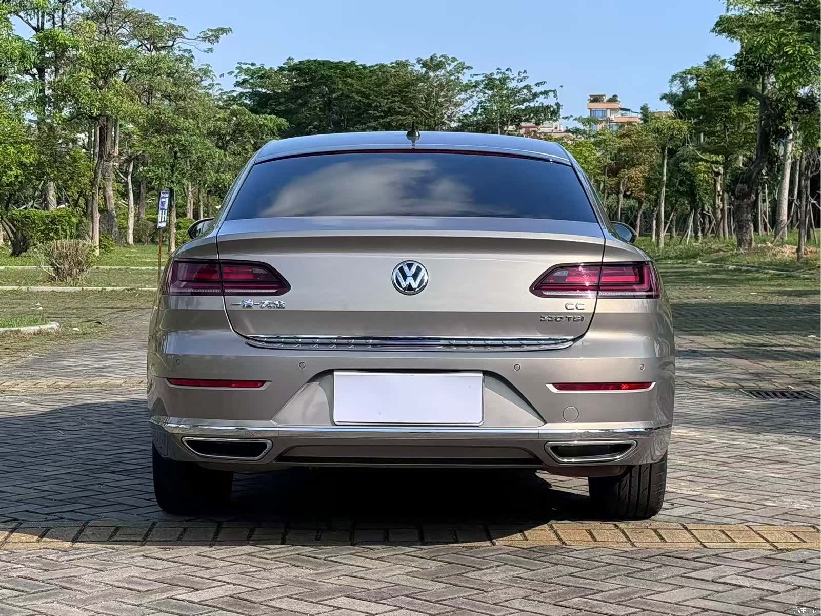 Volkswagen CC, 2019 6