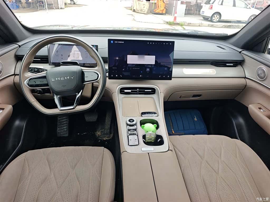 Chery Tiggo 8 Plus, 2025 10