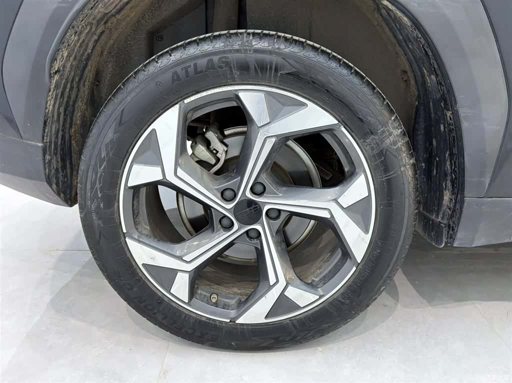 Geely Boyue, 2023 20