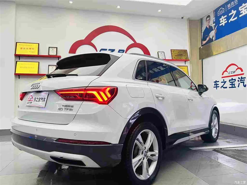 Audi Q3, 2019 все фото