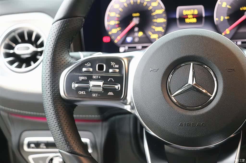 Mercedes-Benz G-Class, 2024 18