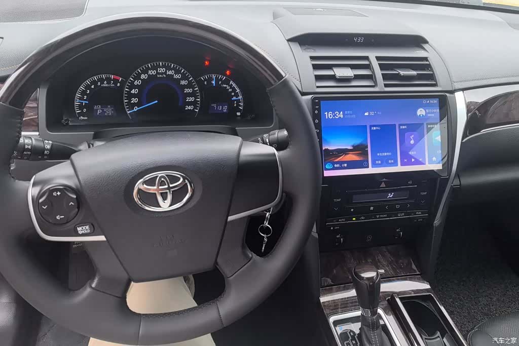 Toyota Camry, 2016 12