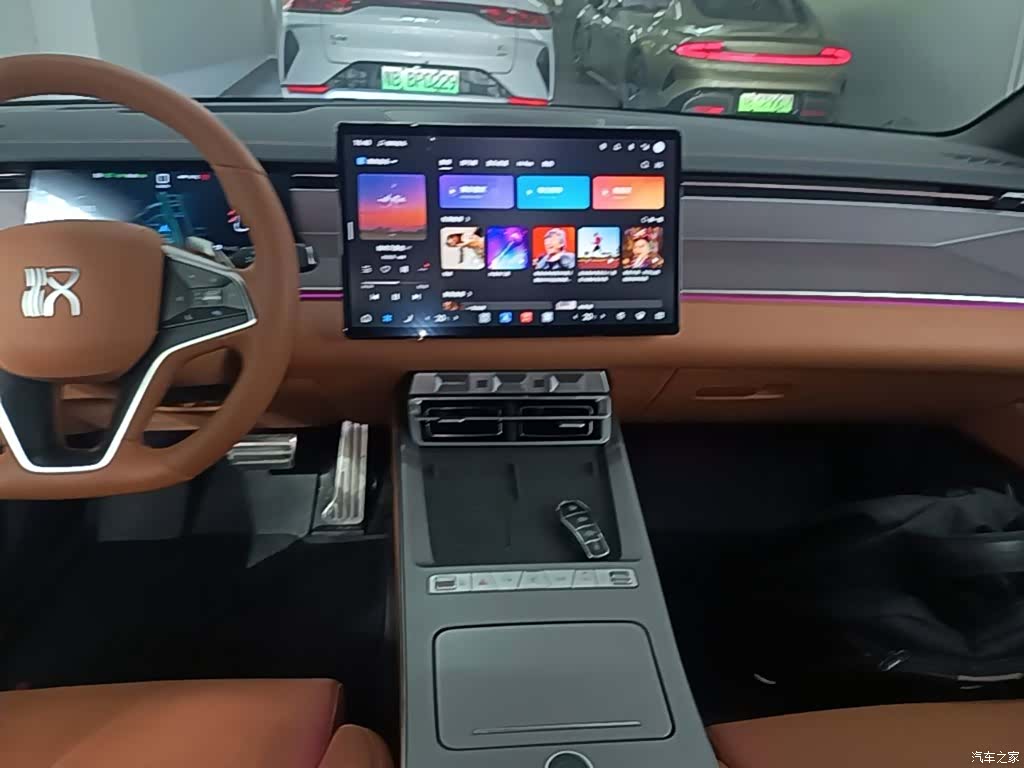 BYD Han, 2025 13