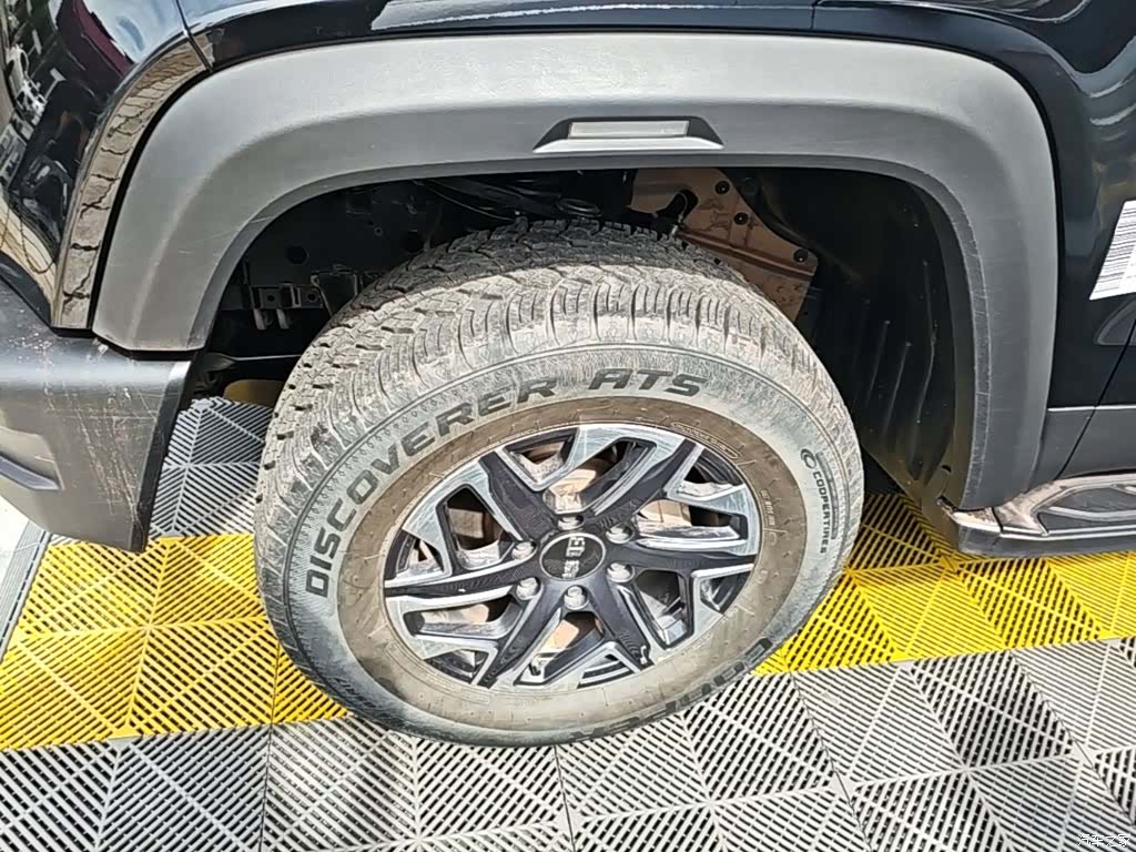BAIC BJ40, 2025 23