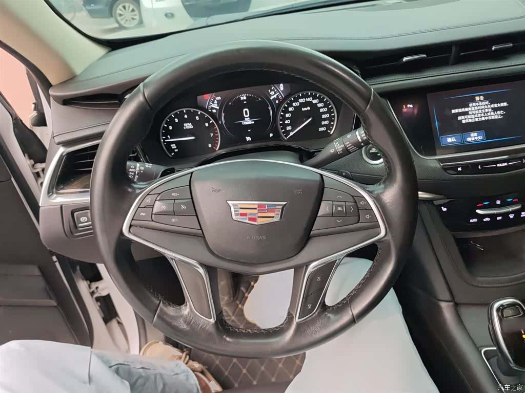 Cadillac XT5, 2018 11