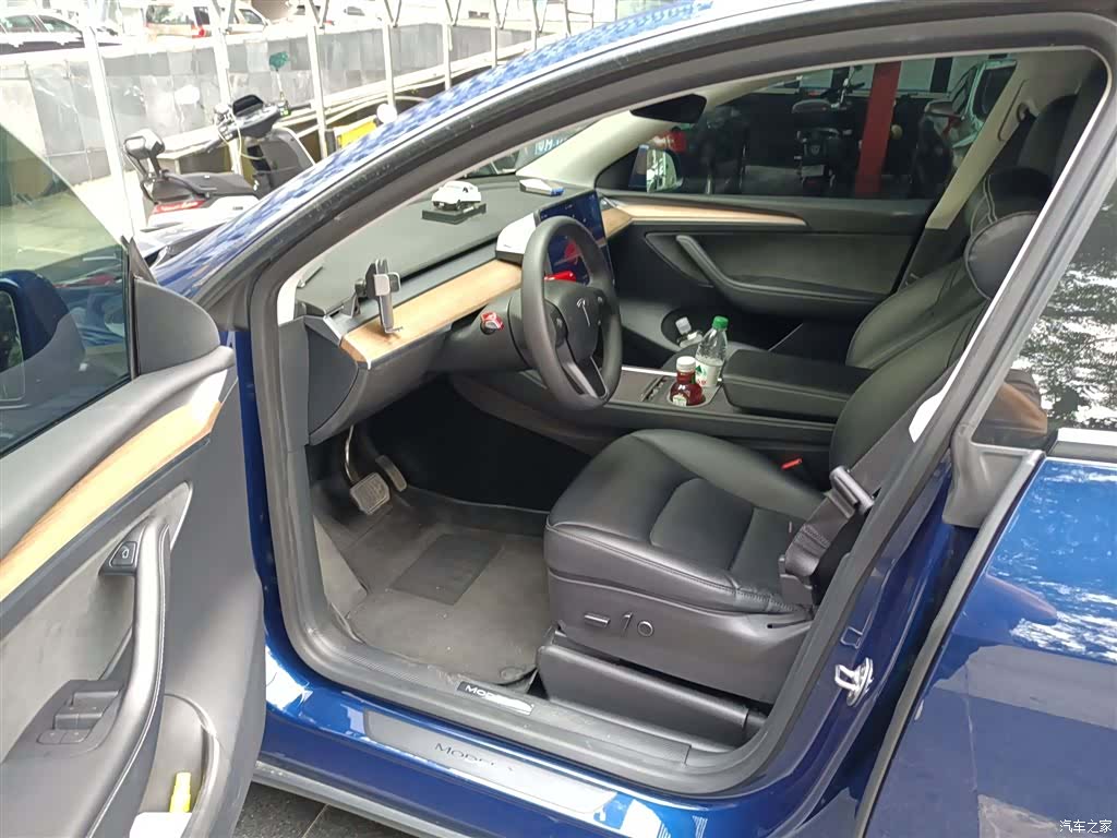 Tesla Model Y, 2022 12