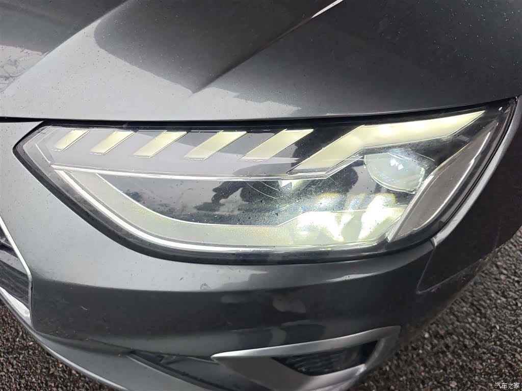 Audi A4L, 2022 24