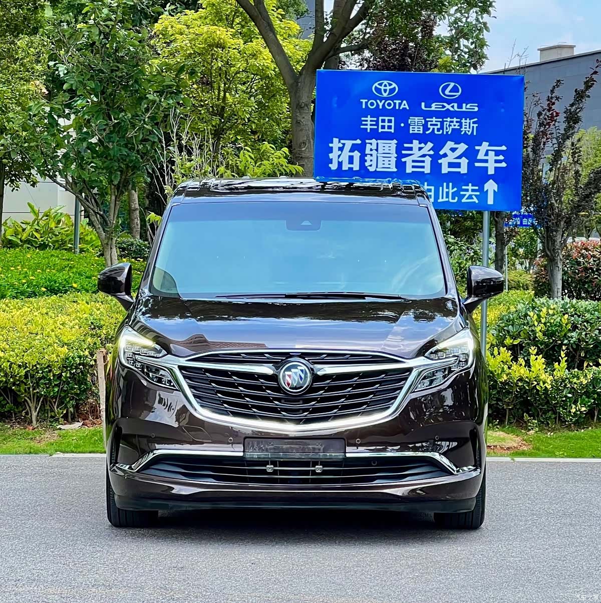 Buick GL8, 2021 2