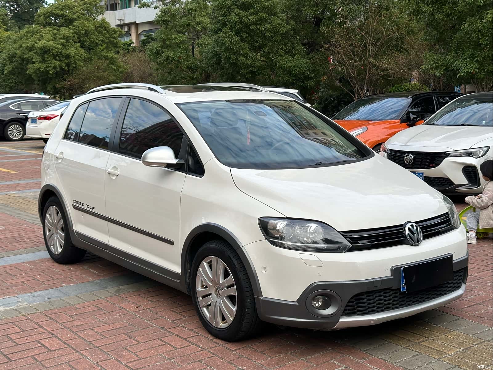 Volkswagen Golf, 2011 все фото