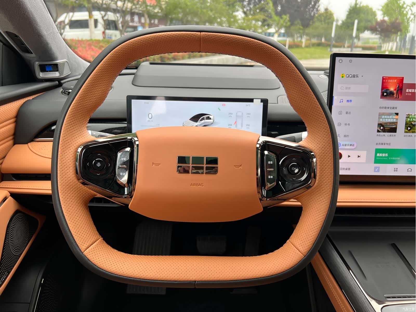 Geely 8, 2025 14