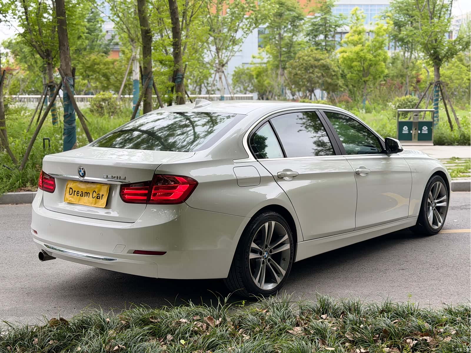 BMW 3 Series, 2015 10